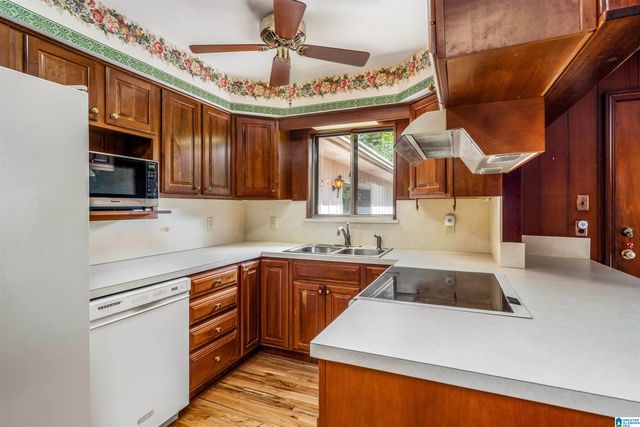 822 S MONTEZ DRIVE, Bessemer, AL 35022