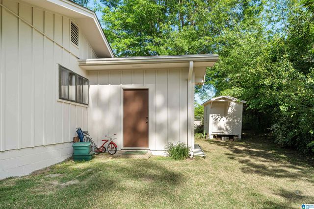 822 S MONTEZ DRIVE, Bessemer, AL 35022