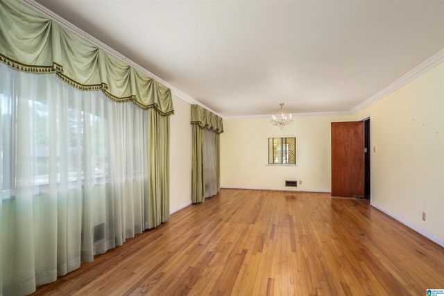 822 S MONTEZ DRIVE, Bessemer, AL 35022