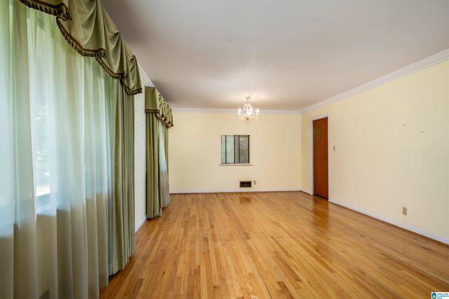 822 S MONTEZ DRIVE, Bessemer, AL 35022