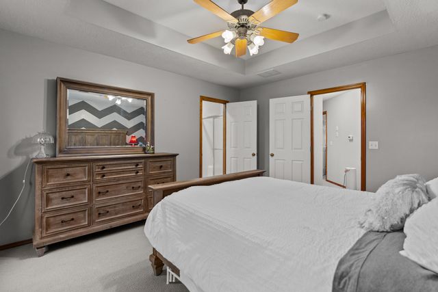 4715 S Elizabeth Avenue, Springfield, MO 65810