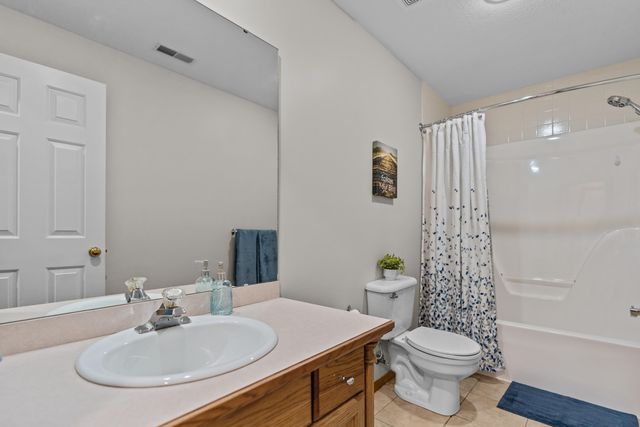 4715 S Elizabeth Avenue, Springfield, MO 65810