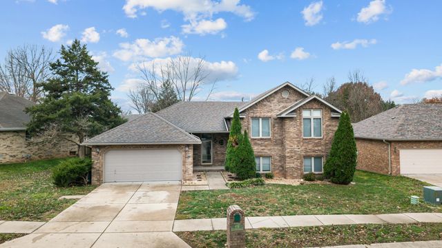 4715 S Elizabeth Avenue, Springfield, MO 65810
