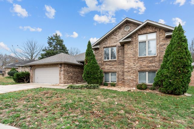 4715 S Elizabeth Avenue, Springfield, MO 65810