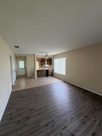 1720 SE Linpark Court, Port St. Lucie, FL 34952