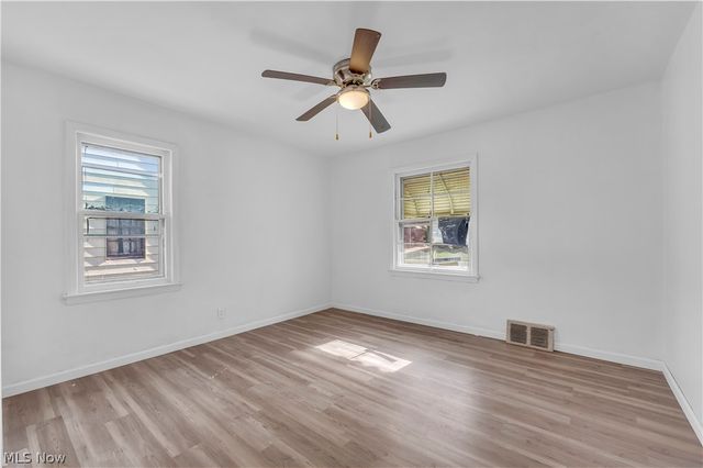 4758 E 88th Street, Garfield Heights, OH 44125