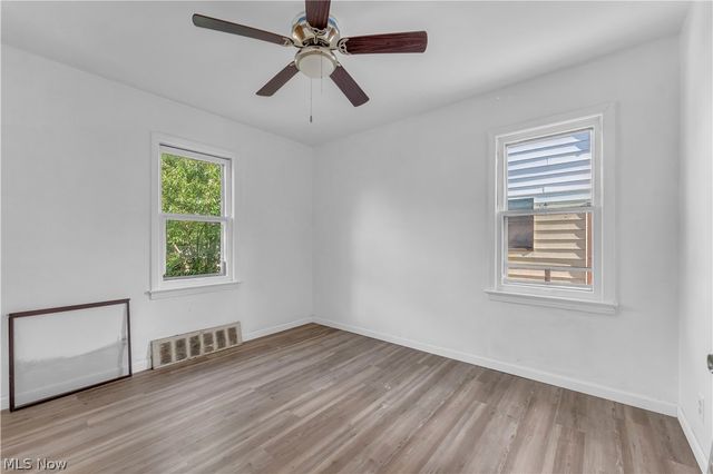 4758 E 88th Street, Garfield Heights, OH 44125