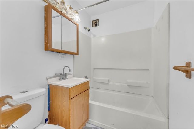 4758 E 88th Street, Garfield Heights, OH 44125