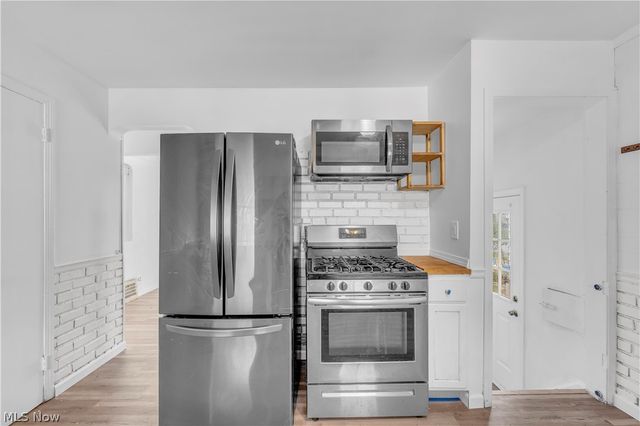 4758 E 88th Street, Garfield Heights, OH 44125