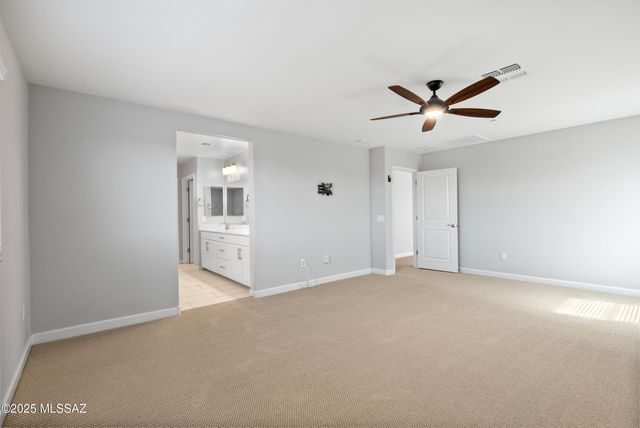 14241 E Hub Drive, Vail, AZ 85641