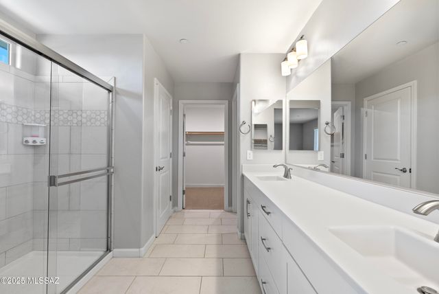 14241 E Hub Drive, Vail, AZ 85641