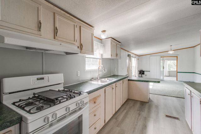 67 W Virginia Road, Prosperity, SC 29127