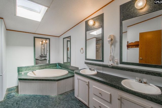 67 W Virginia Road, Prosperity, SC 29127