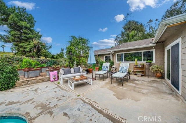 20705 Onaknoll, Riverside, CA 92570