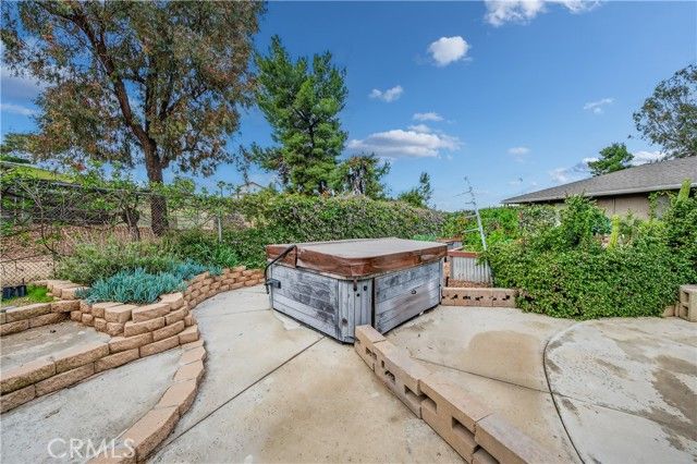 20705 Onaknoll, Riverside, CA 92570