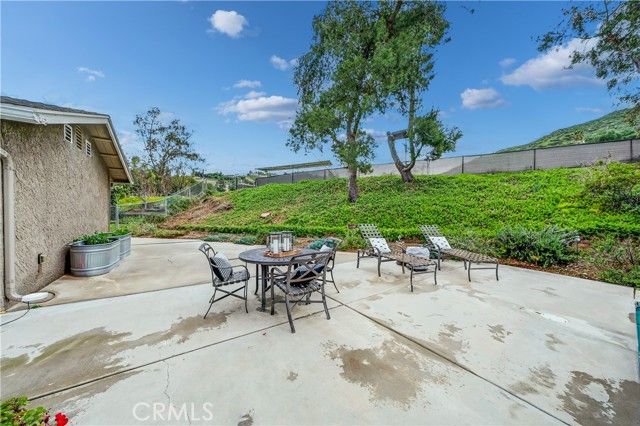 20705 Onaknoll, Riverside, CA 92570