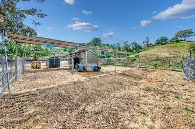 20705 Onaknoll, Riverside, CA 92570