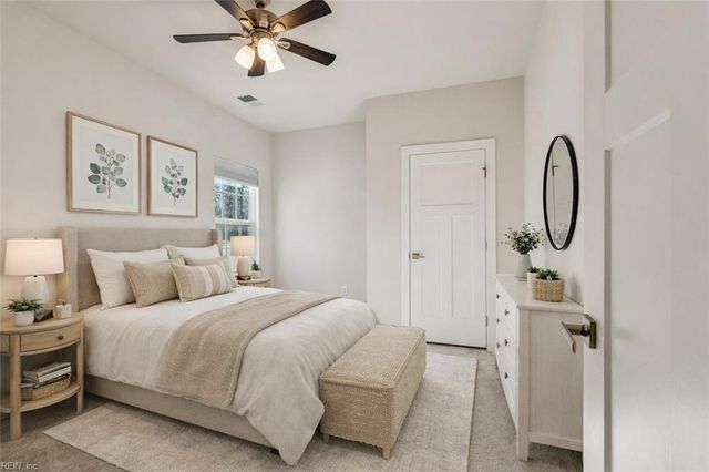 104 Murray WAY, Yorktown, VA 23693