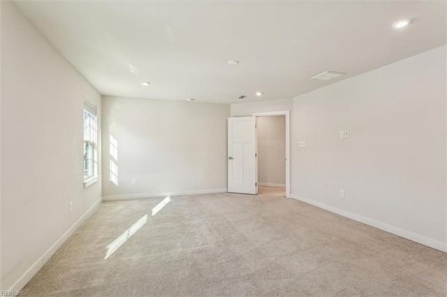 104 Murray WAY, Yorktown, VA 23693