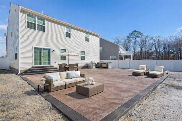 104 Murray WAY, Yorktown, VA 23693