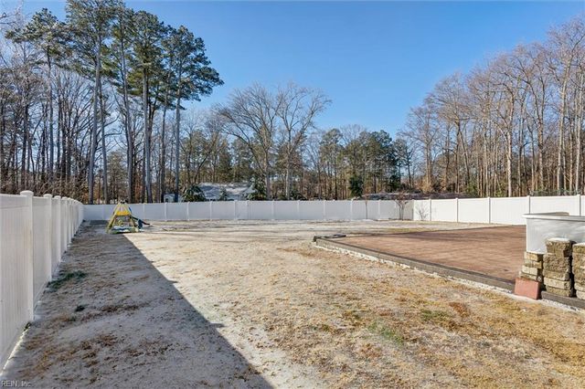 104 Murray WAY, Yorktown, VA 23693