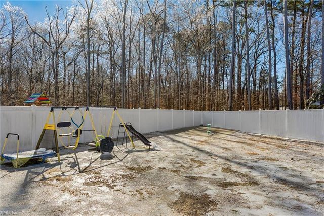 104 Murray WAY, Yorktown, VA 23693