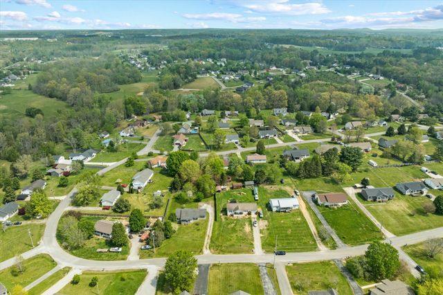 3571 Southmeade Dr, Cookeville, TN 38506