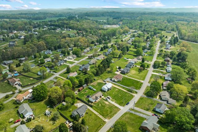 3571 Southmeade Dr, Cookeville, TN 38506