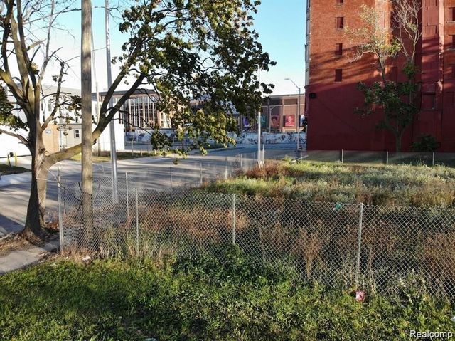 2939 PARK Avenue, Detroit, MI 48201