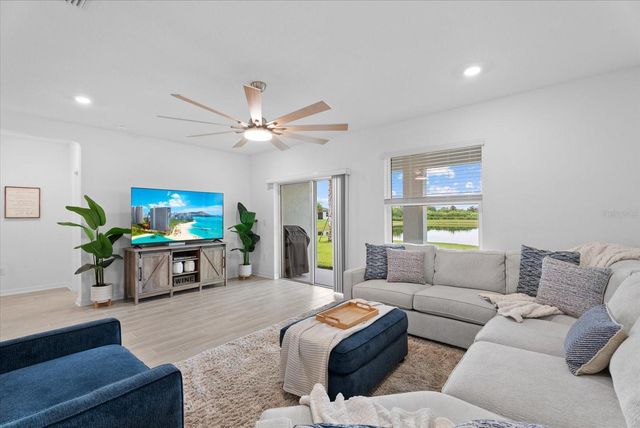 10032 LAST LIGHT GLEN, Parrish, FL 34219