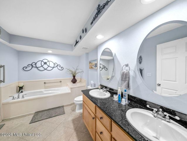 2046 Beach Boulevard, 121, Biloxi, MS 39531