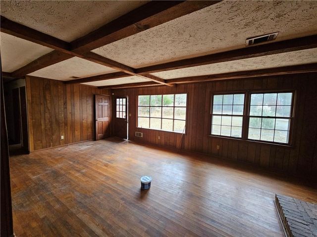 2615 Glendale NE Drive, Conyers, GA 30013