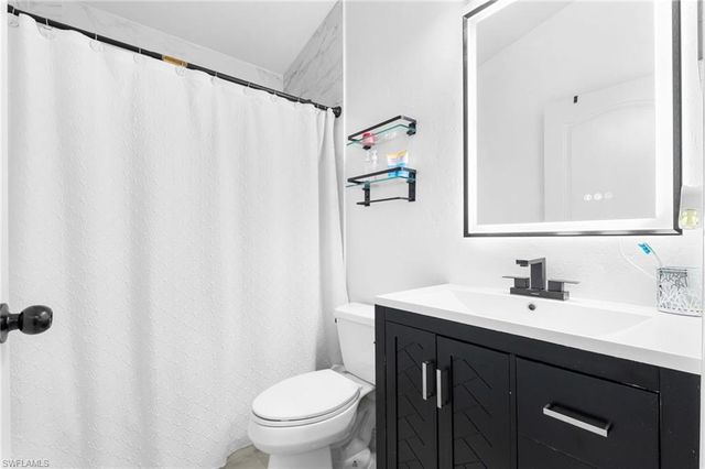 1871 Golden gate BLVD E, Naples, FL 34120