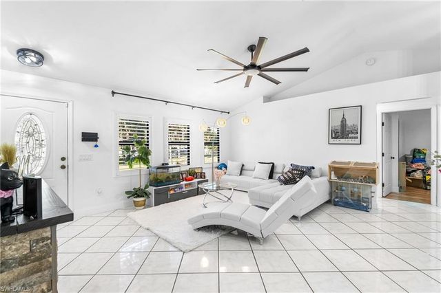 1871 Golden gate BLVD E, Naples, FL 34120