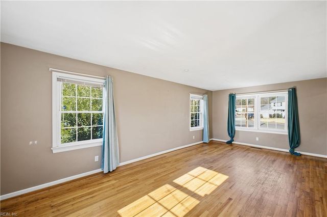 3713 Goose Bay DR, Portsmouth, VA 23703