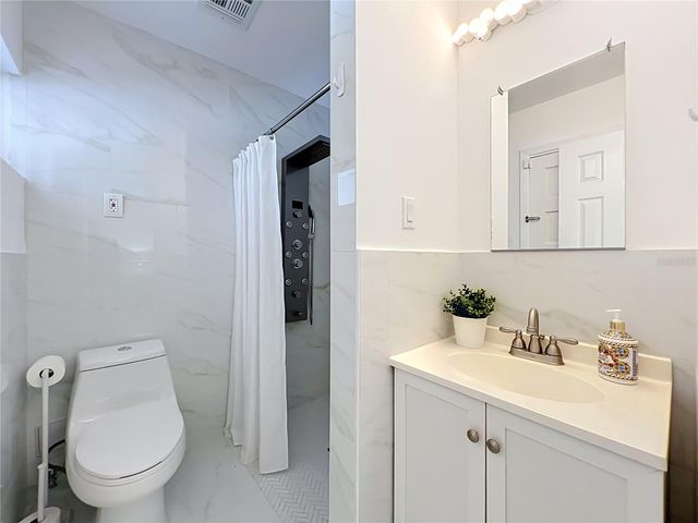 52 CLARK STREET, Oviedo, FL 32765