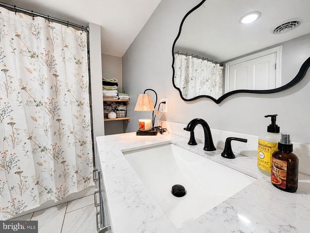 413 RAILROAD AVE, Mardela Springs, MD 21837