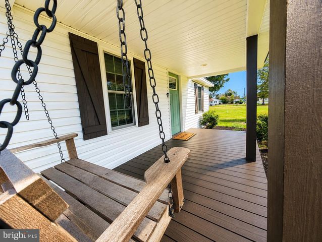 413 RAILROAD AVE, Mardela Springs, MD 21837
