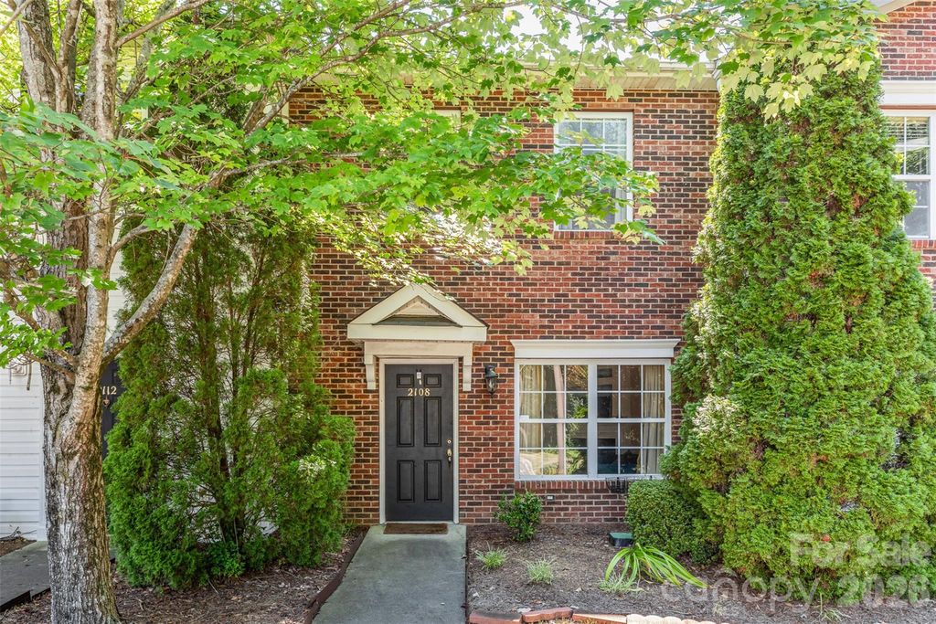 2108 Sardony Lane, Charlotte, NC 28213