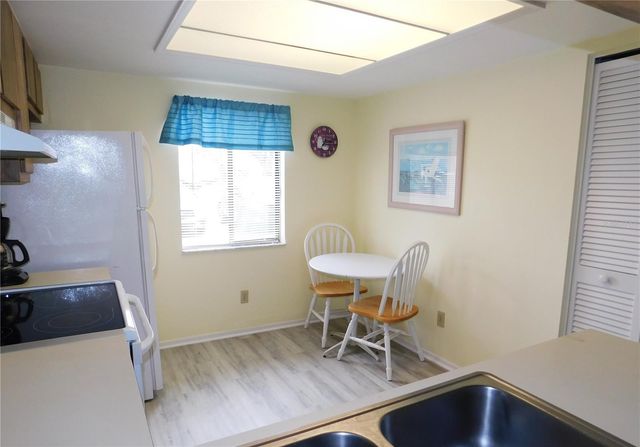 111 E CYPRESS COURT 111, Oldsmar, FL 34677