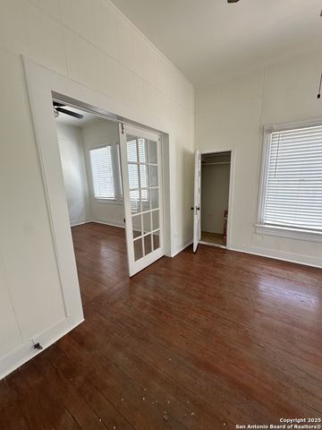 311 E ASHBY PL, San Antonio, TX 78212