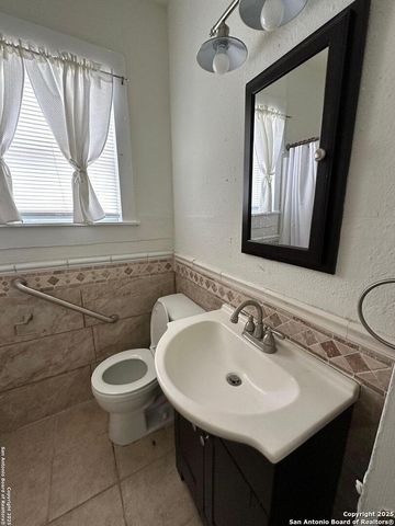 311 E ASHBY PL, San Antonio, TX 78212