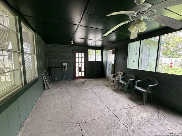 311 E ASHBY PL, San Antonio, TX 78212