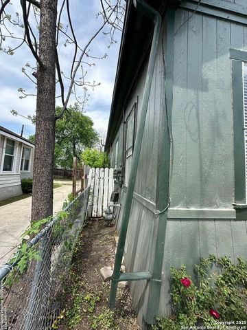 311 E ASHBY PL, San Antonio, TX 78212