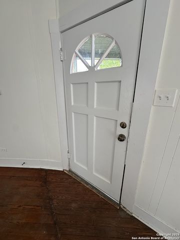 311 E ASHBY PL, San Antonio, TX 78212