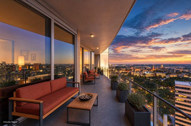 3130 N Harwood Street 2305, Dallas, TX 75201