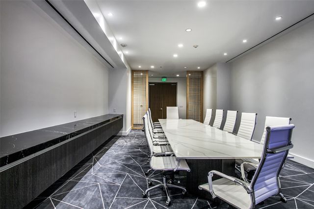 3130 N Harwood Street 2305, Dallas, TX 75201