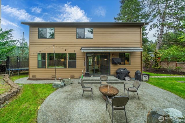10351 SE 8th Street, Bellevue, WA 98004