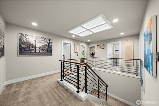 10351 SE 8th Street, Bellevue, WA 98004