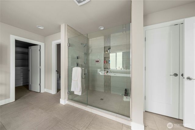 10351 SE 8th Street, Bellevue, WA 98004